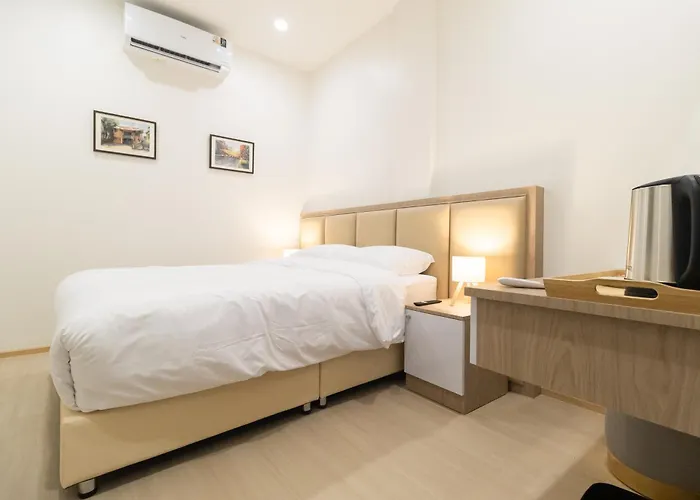 Hotel Jing Jing House & Food *