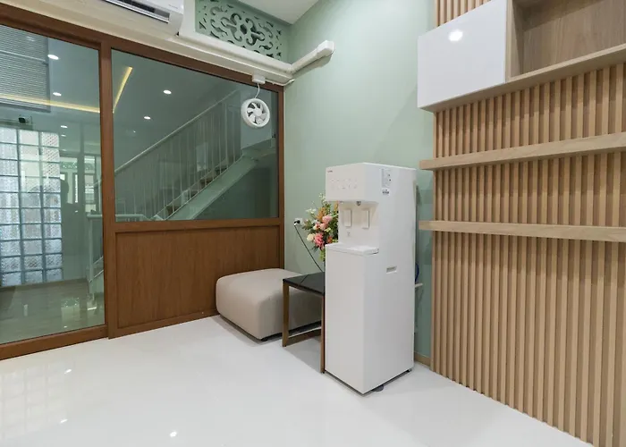 Jing Jing House & Food Hotel Bangkok